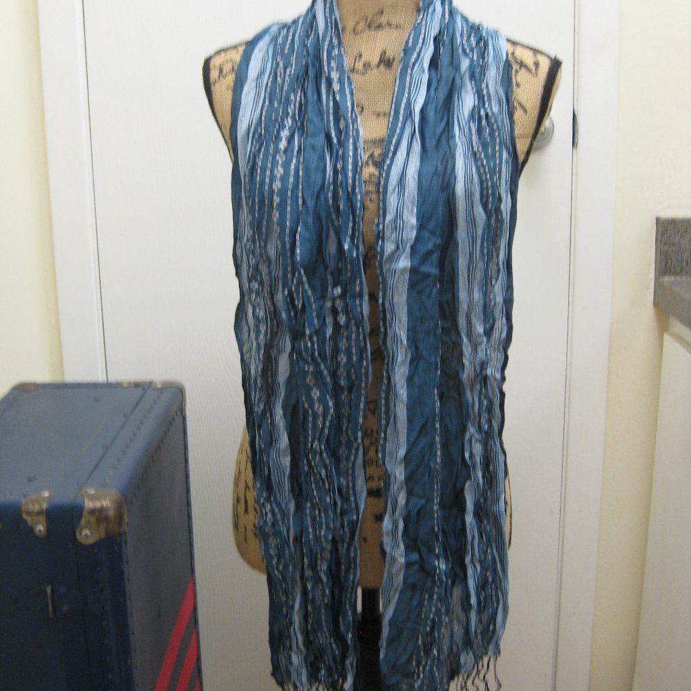 NWOT Wet Seal blue striped fringe scarf wrap